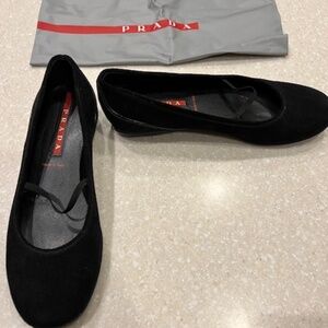 Women's Prada shoes.  Gently used.